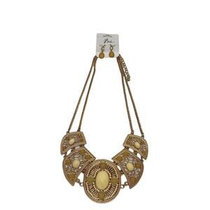 Contemporary Gold Metal Chain Pendant Necklace & Pierced Earrings Set Fashion